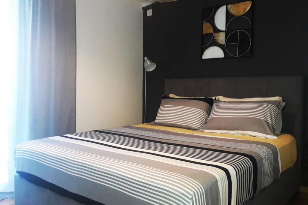 Elegant & Charming Apt. In The Hilton Area Leilighet Athen Eksteriør bilde