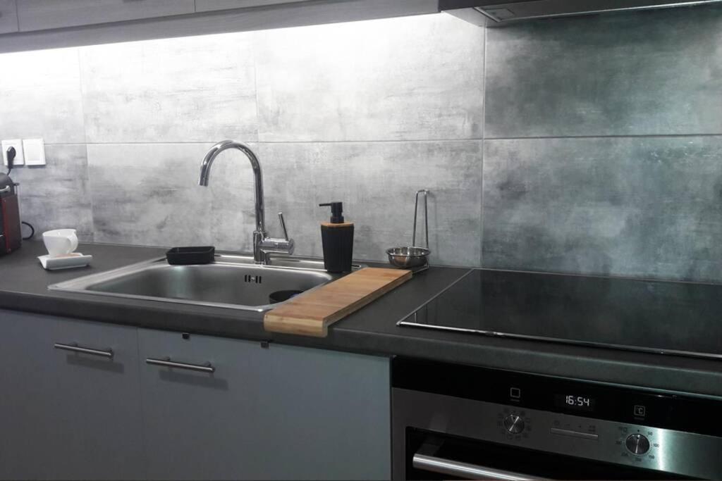 Elegant & Charming Apt. In The Hilton Area Leilighet Athen Eksteriør bilde