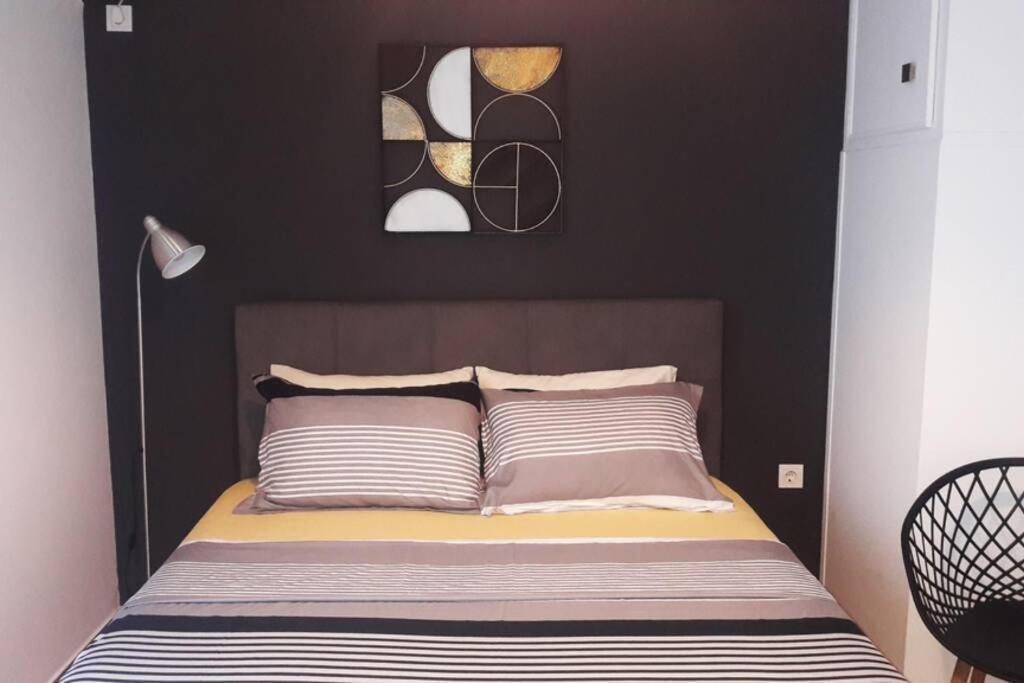 Elegant & Charming Apt. In The Hilton Area Leilighet Athen Eksteriør bilde